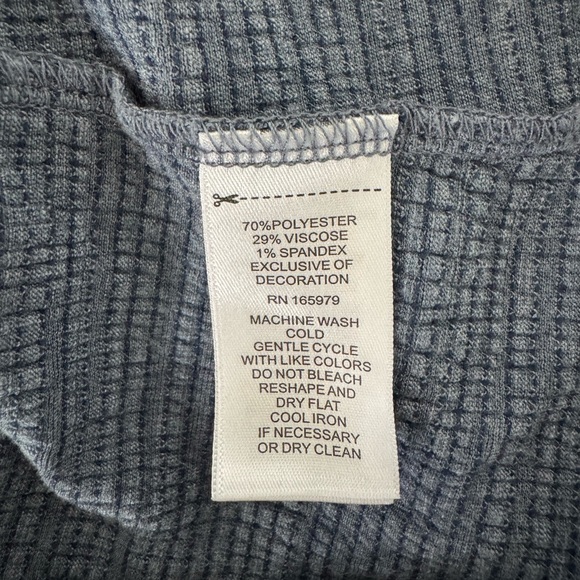 Cable & Gauge Textured Short Sleeve Blue Top Large - Picture 6 of 8